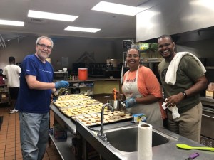 Intuit Fredericksburg employees volunteering